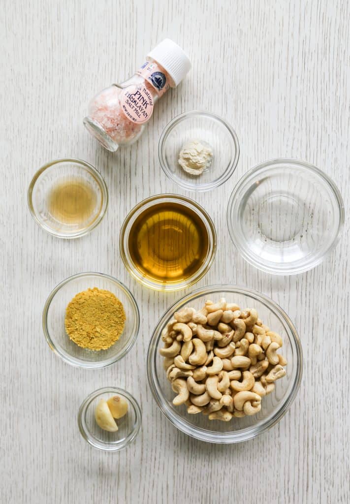 ingredients for vegan garlic aioli