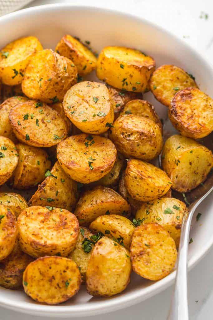 air fryer roasted potatoes on a plate 