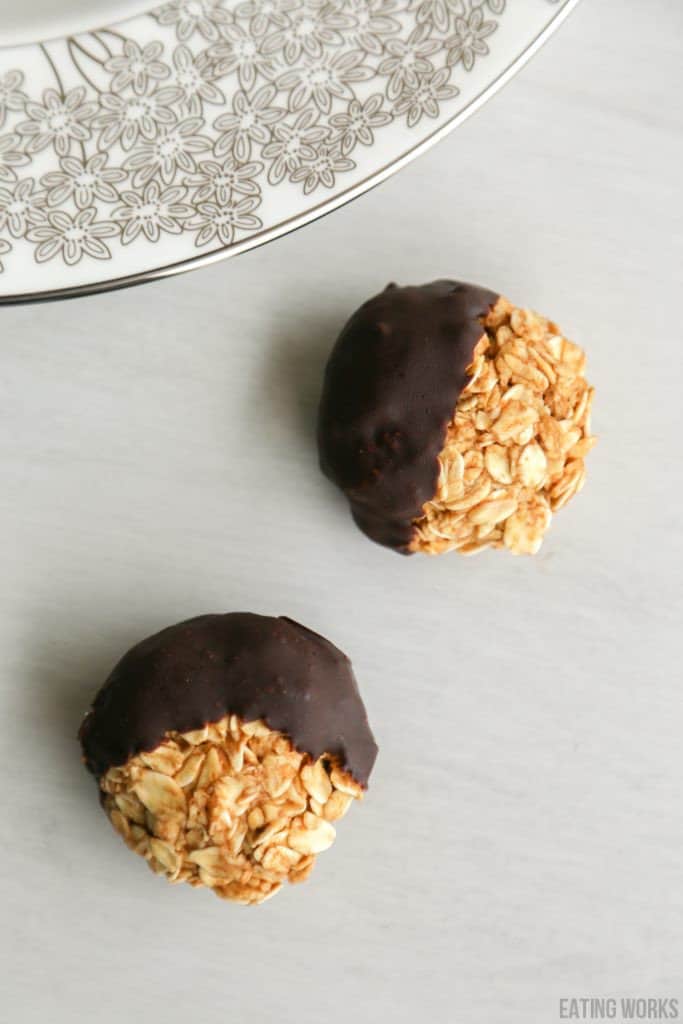 no bake pumpkin cookies, Chocolate Dipped No Bake Pumpkin Cookies