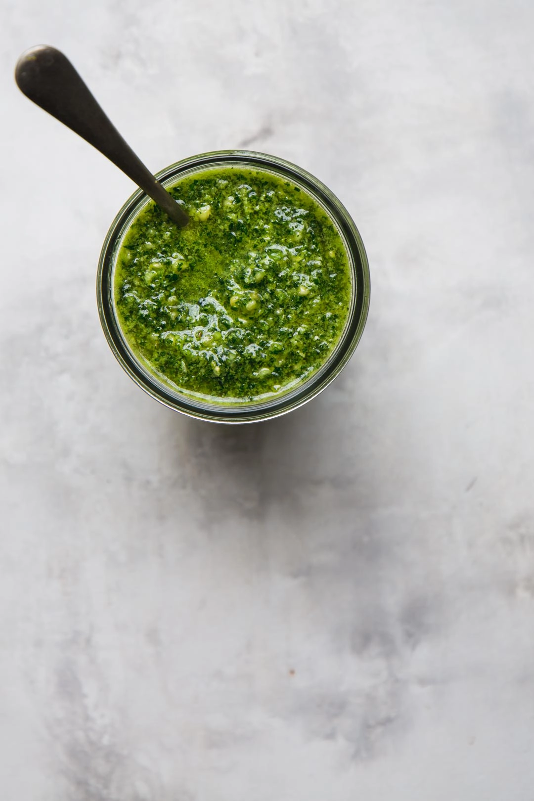 Ready in minutes, this simple Kale and Cashew Pesto is a perfect condiment for when friends drop by. Fantastic with raw vegetables, breads or tossed through roast vegetables or pasta | www.mygoodnesskitchen.com | #kalepesto #condiments